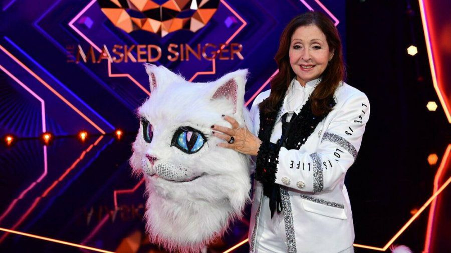 Vicky Leandros verbarg sich bei "The Masked Singer" im Katzen-Kostüm. (amw/spot)