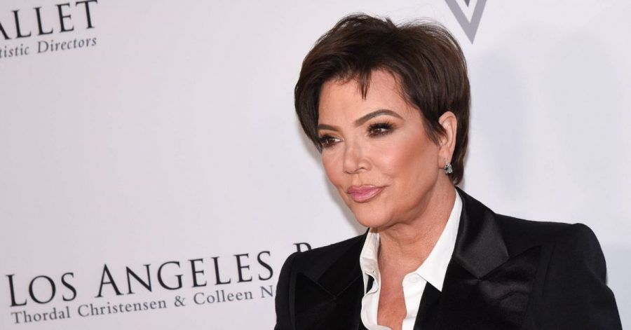Kris Jenner kotzt aus der Mülltonne