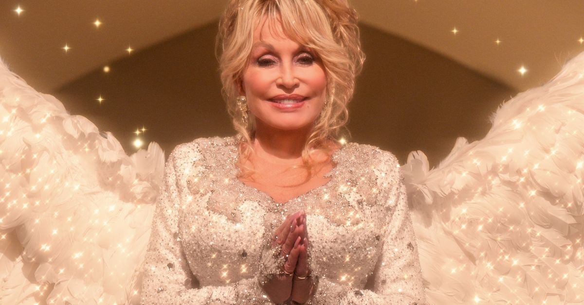 DOLLY PARTON’S CHRISTMAS ON THE SQUARE