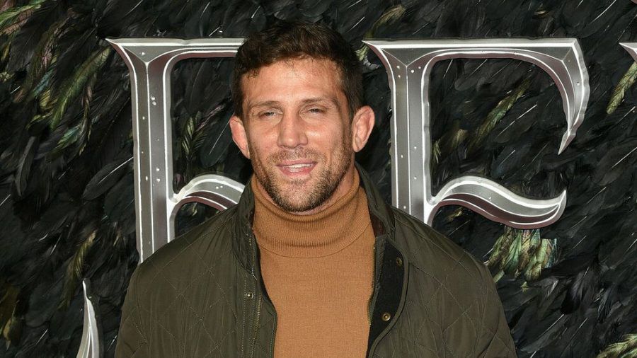 MMA-Kämpfer und Katie-Price-Ex Alex Reid auf dem roten Teppich (mia/spot)