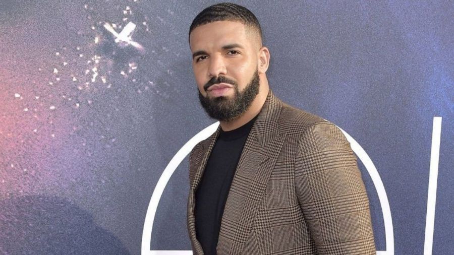 Drake: XXL-Penis oder Tennissocke - was ist das für eine riesige Beule?
