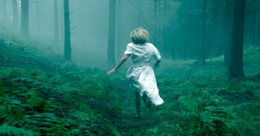 Der Mehrteiler «Das Geheimnis des Totenwaldes» (Szenenbild mit Silke Bodenbender als Barbara Neder) war 2020 der größte öffentlich-rechtliche Streaming-Hit.