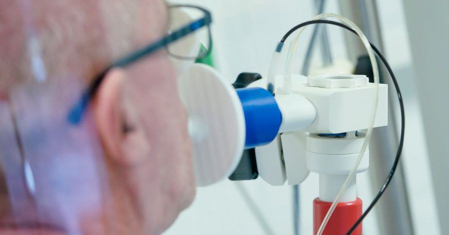 Viele Covid-19-Patienten berichten auch nach ihrer Genesung von anhaltenden Beschwerden.