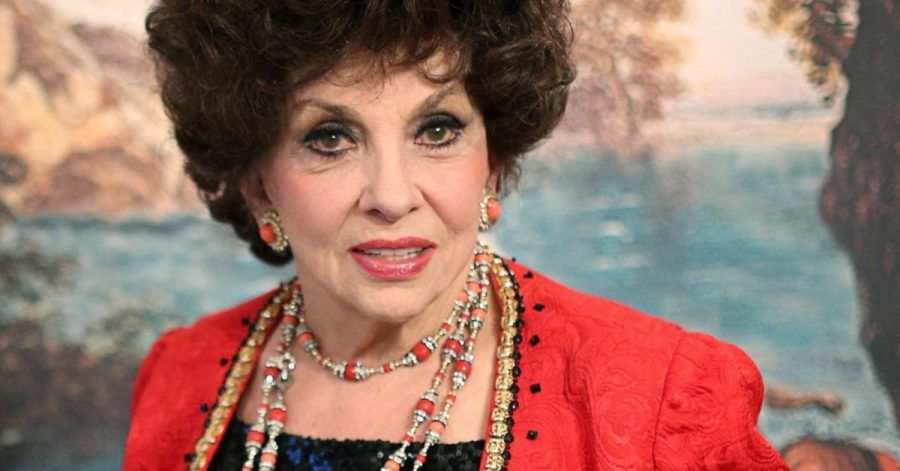 Die italienische Schauspielerin Gina Lollobrigida 2013 in ihrem Haus in Rom.