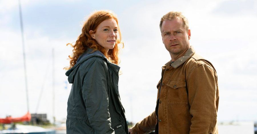 Jule (Marleen Lohse) und Hauke (Hinnerk Schönemann).