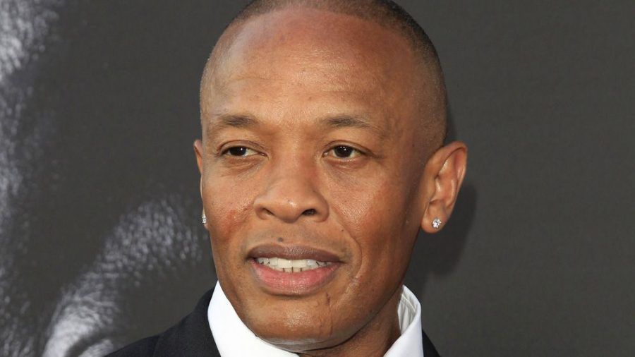 Dr. Dre scheint sich gut erholt zu haben. (cos/spot)