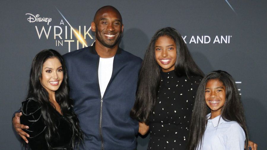 Vanessa und Kobe Bryant mit ihren Töchtern Gianna (r.) und Natalia bei einem Event im Februar 2018. (cos/spot)