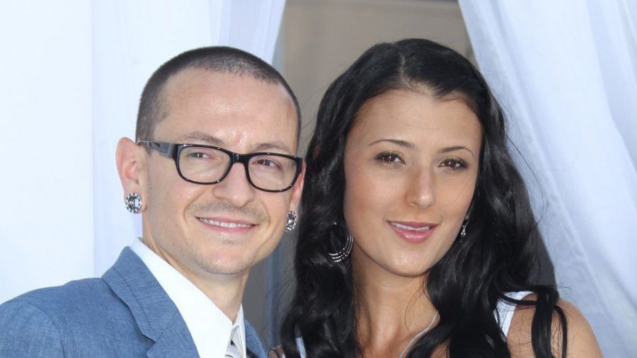 Chester und Talinda Bennington bei den Billboard Awards 2012 (ili/spot)