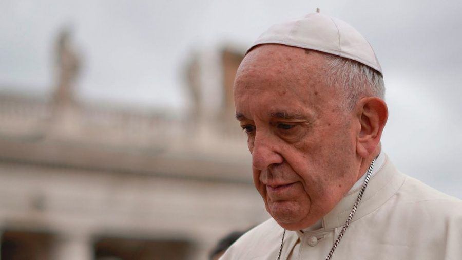 Papst Franziskus soll deutlich abnehmen. (dr/spot)