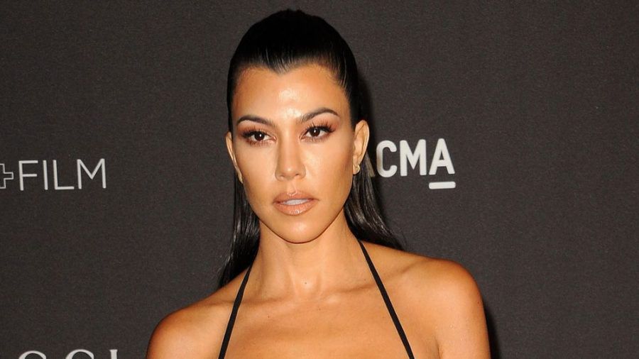 Kourtney Kardashian zeigt hin und wieder gern einmal nackte Haut. (amw/spot)