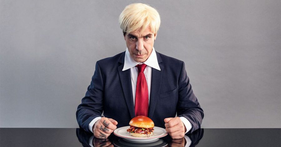 Neues Video: Till Lindemann langt zu