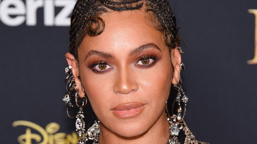 Wow, Beyoncés "Icy Park"-Kollektion macht dich zur sexy Eis-Prinzessin