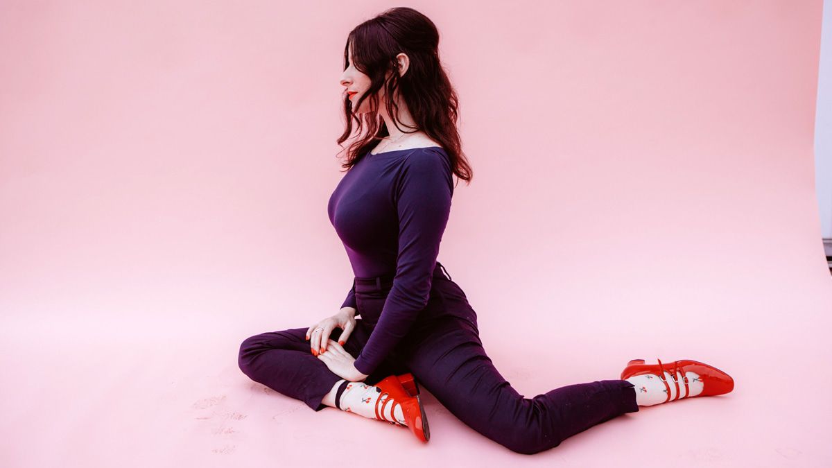 Buzzy Lee macht Popmusik: Steven Spielbergs Tochter im Interview