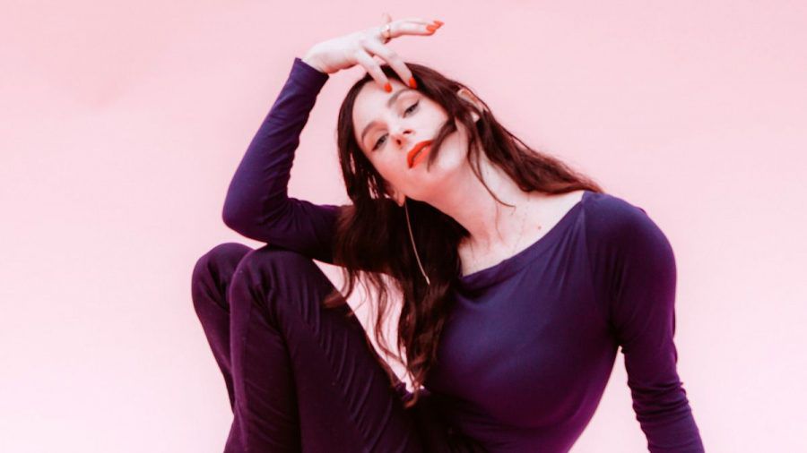 Buzzy Lee macht Popmusik: Steven Spielbergs Tochter im Interview