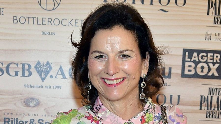 Claudia Obert komplett nackt: 50.000 Euro für Erotik-Video?