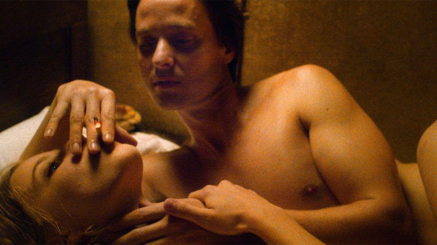 Tom Schilling ist "Fabian": Reise in die Welt der Berliner Exzesse