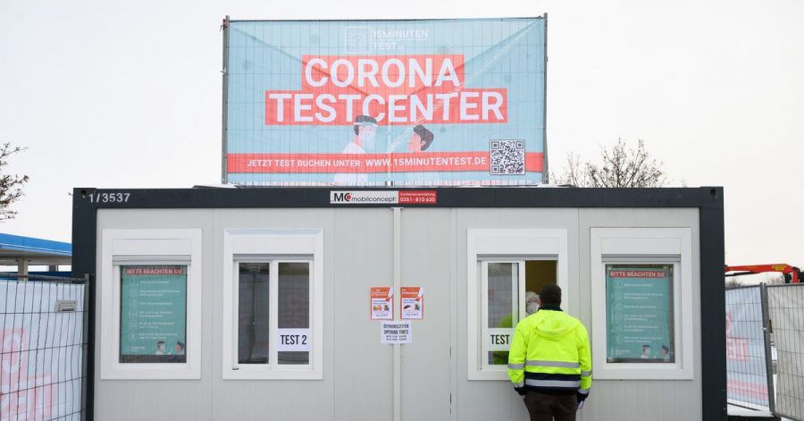 Corona-Testcenter auf einem Rasthof im sächsischen Kodersdorf.