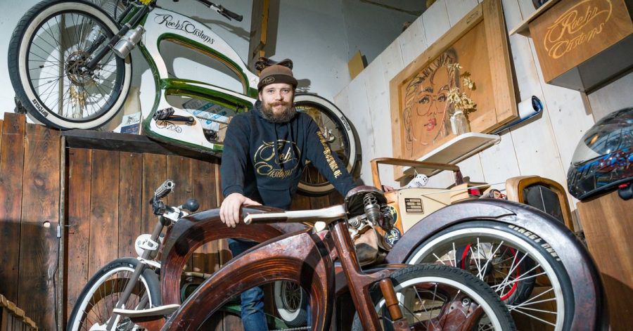 Wer mit einem Rad von Stefan Röhr fährt, fällt unweigerlich auf. Seit neun Jahren konstruiert der Künstler hölzerne Lauf- sowie Fahrräder im besonderen Design.