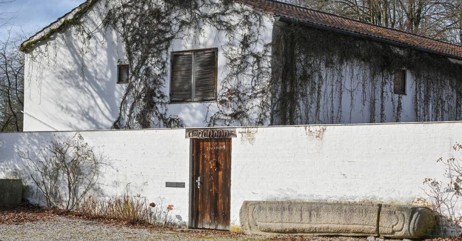 Das ehemalige Wohnaus «Ganslberg» des Bildhauers Fritz Koenig in Landshut.
