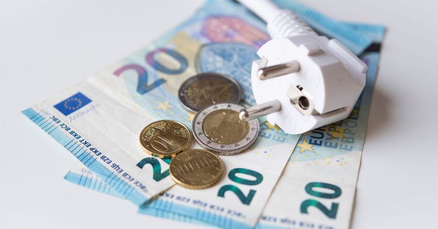 Strom und Gas können ins Geld gehen. Oft lässt sich mit einem Wechsel zu einem anderen Anbieter Geld sparen.
