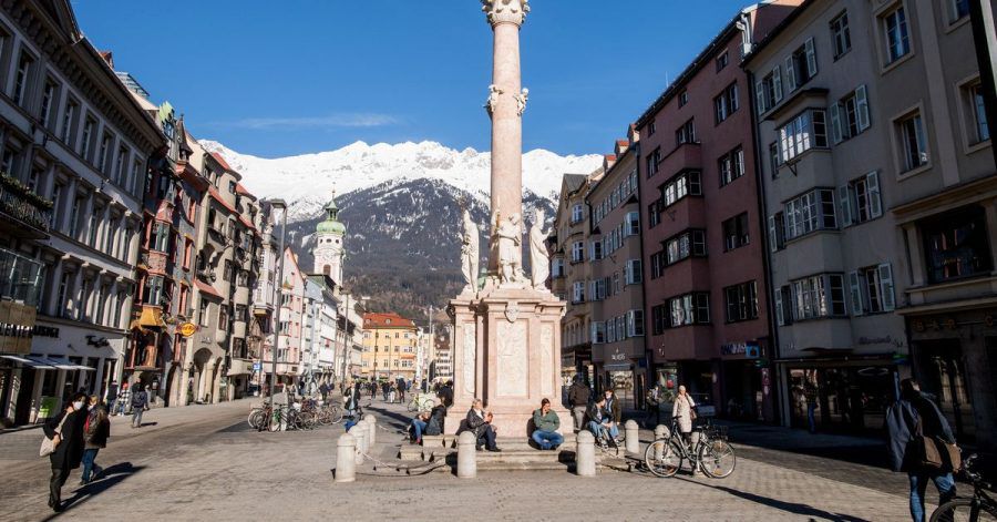Österreich verhängt im Kampf gegen eine Ausbreitung der Corona-Mutationen nun doch schärfere Maßnahmen in Tirol.