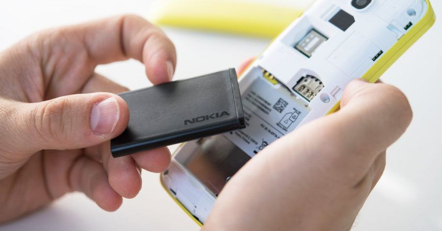 Akkus werden immer leistungsfähiger. Trotzdem ist man früher mit deutlich schwächeren Batterien deutlich weiter gekommen, weil die Handys noch nicht so stromhungrig waren wie heute.