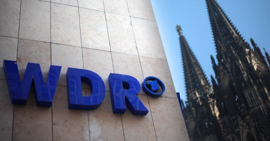 Der WDR sieht sich wegen einer Talksendung großer Rassismuskritik ausgesetzt.