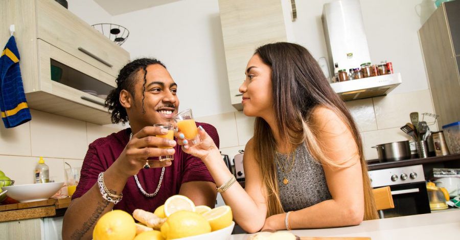 Auf die Gesundheit, prost! Ingwershots versprechen einen Kick fürs Immunsystem.