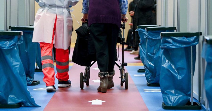 Auch Helfer in den Impfzentren können jetzt von der Übungsleiterpauschale profitieren.