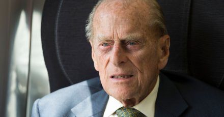 Prinz Philip liegt im Krankenhaus