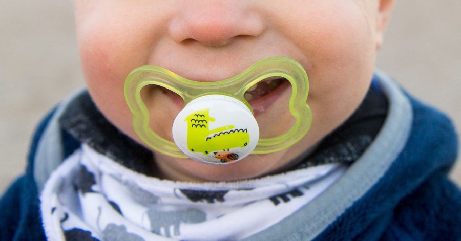 Geliebt und verflucht zugleich: Schnuller vermitteln Kinder ein Stück Sicherheit.