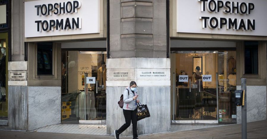Blick auf eine Topshop Topman-Filiale in Edinburgh.