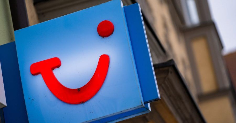 Tui entschuldigt sich: Ein fehlerhaftes Software-Update habe dazu geführt, dass auf manchen Konten Vorab-Autorisierungen für Zahlungen erfolgten.