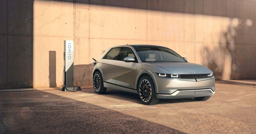 Das erste Modell von Hyundais neuer Submarke: Der elektrische Ioniq 5 kommt mit einer Akkuladung bis zu 480 Kilometer weit.