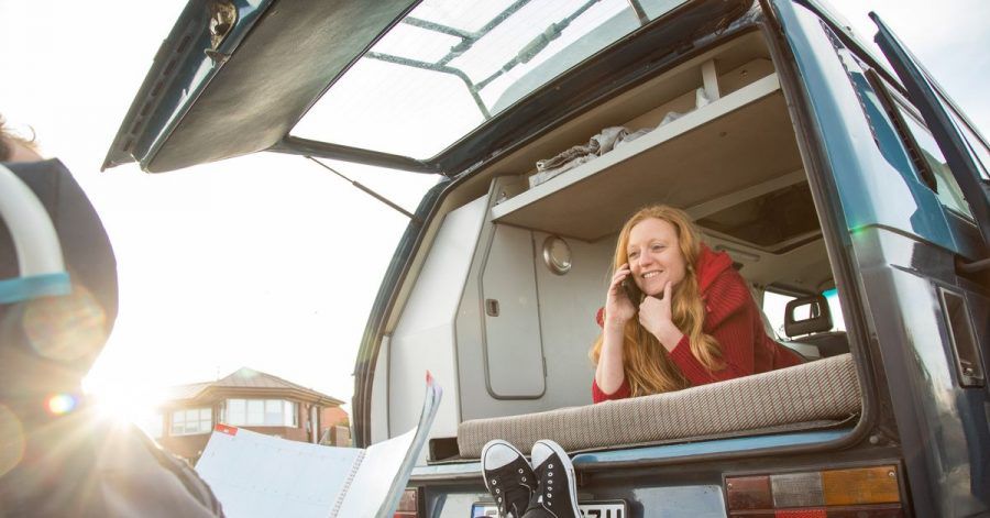 Camping mit dem Wohnmobil ist eine der wenigen Urlaubsformen, die in der Corona-Zeit regelrecht geboomt haben.