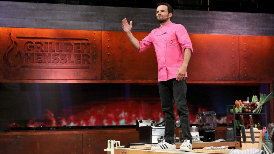 Steffen Henssler in seiner Erfolgsshow "Grill den Henssler". (obr/spot)