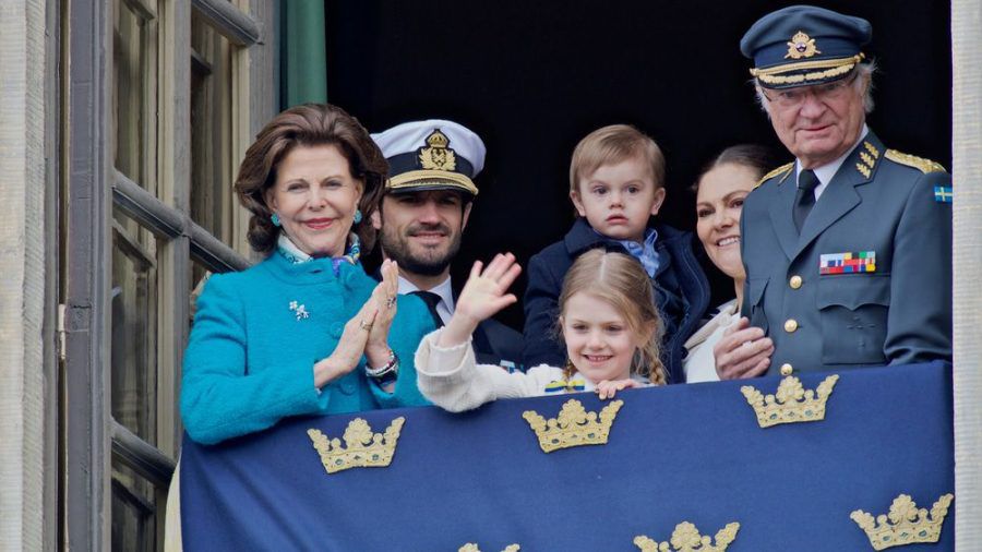 Die schwedische Königsfamilie wird mit einer Serie gewürdigt. (jom/spot)