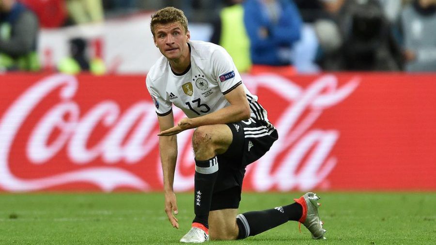 Thomas Müller fällt erstmal aus: Er hat sich mit dem Coronavirus infiziert (mia/spot)