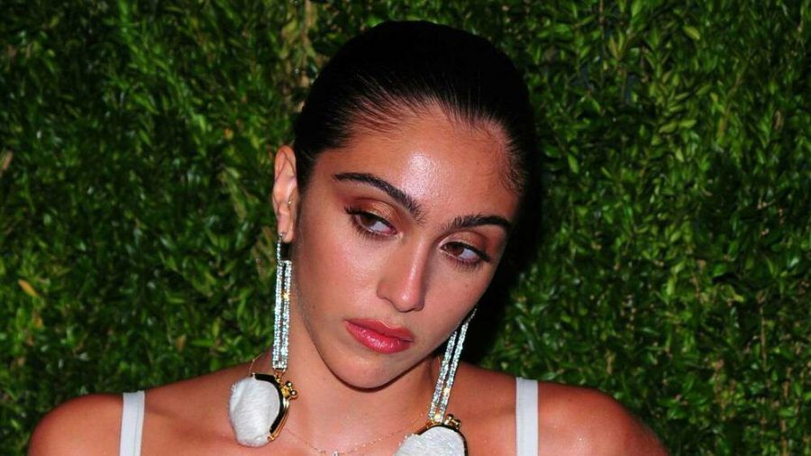 Lourdes Leon bei einem Auftritt in New York (hub/spot)