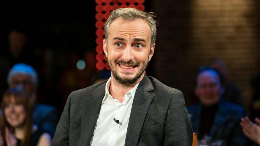 Jan Böhmermann hat schon für den ein oder anderen Skandal gesorgt. (sob/spot)