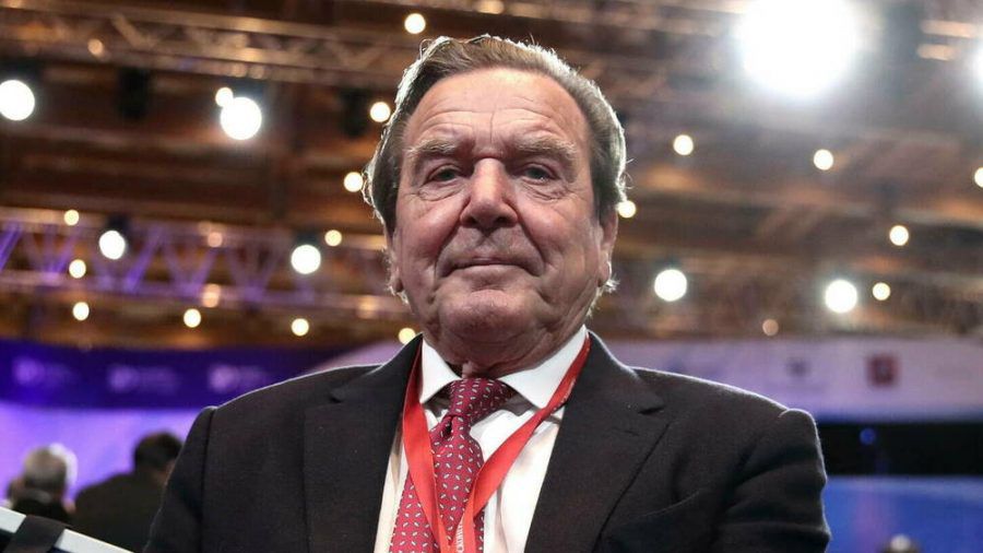 Altbundeskanzler Gerhard Schröder reagiert auf angedrohte Sperrung seines LinkedIn-Accounts. (ili/spot)
