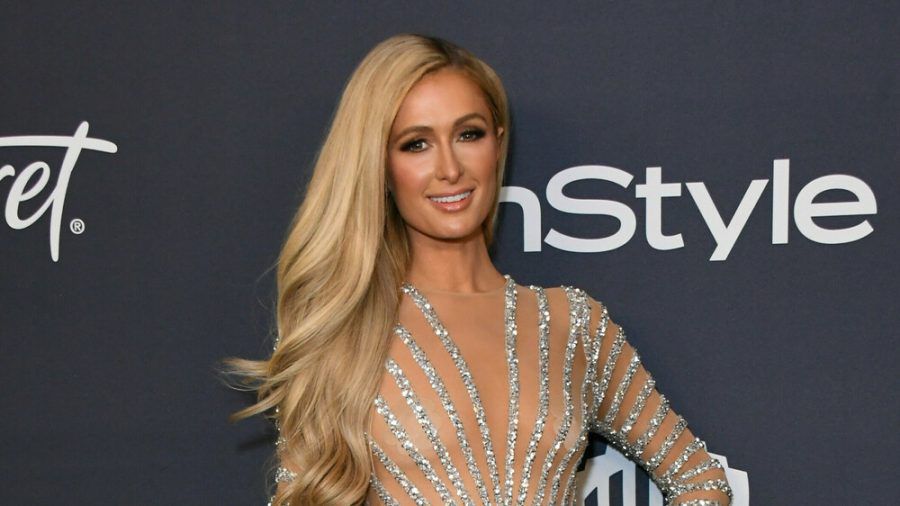 Bei Paris Hilton läuten bald die Hochzeitsglocken. (eee/spot)