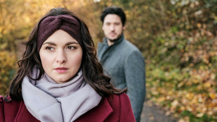 Saskia (Antonia Michalsky) und Jakob (Alexander Milo) in "Unter uns" (mia/spot)