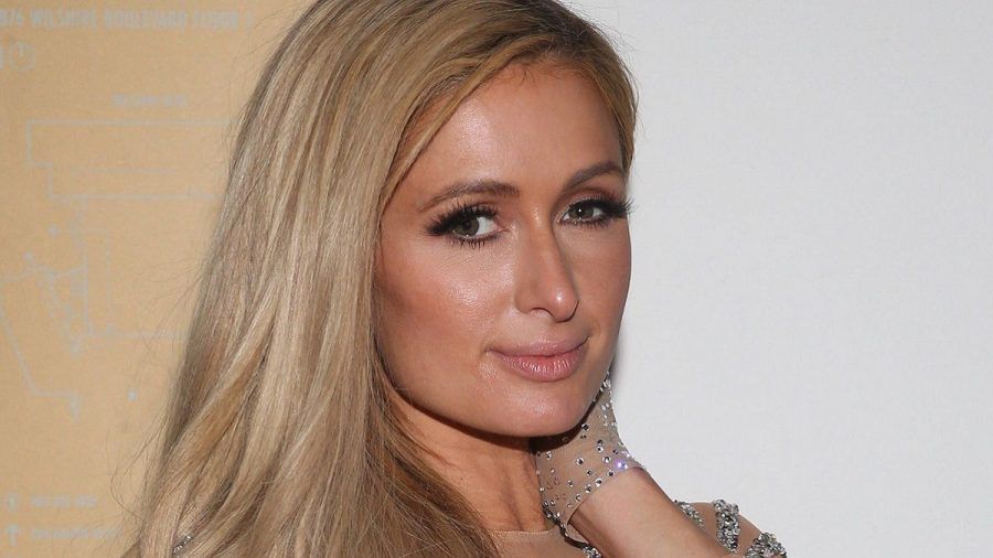 Oh nein, Paris Hilton macht wieder Musik