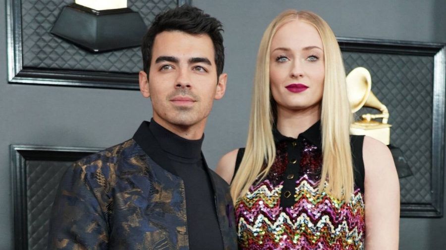 Sophie Turner: Hier zeigt sie Joe Jonas von zwei komplett verschiedenen Seiten