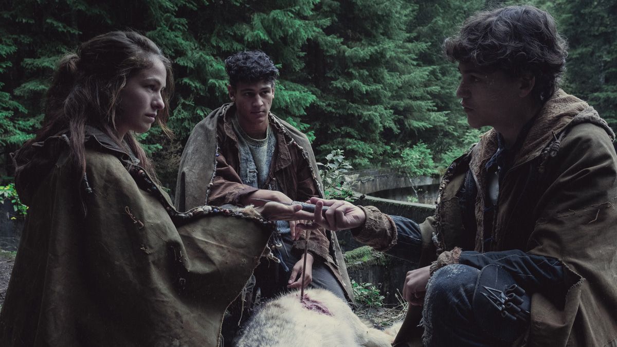 Das ist Emilio Sakraya aus dem Netflix-Spektakel "Tribes of Europa"