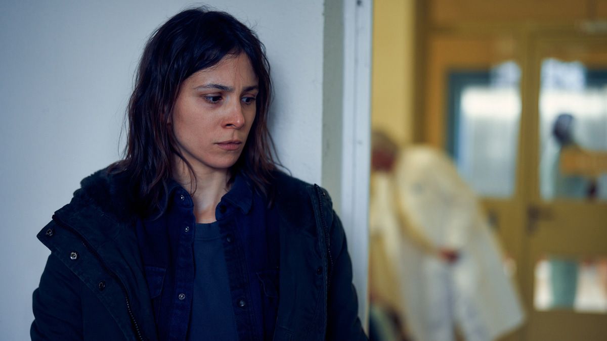Neu in der Mediathek: Dramaserie "Unbroken" mit Aylin Tezel