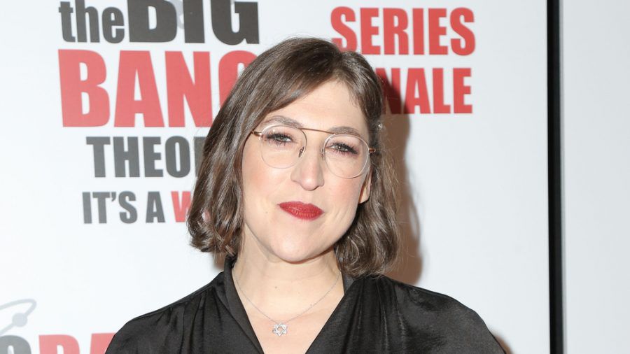 Mayim Bialik bei einem Auftritt in Los Angeles (hub/spot)