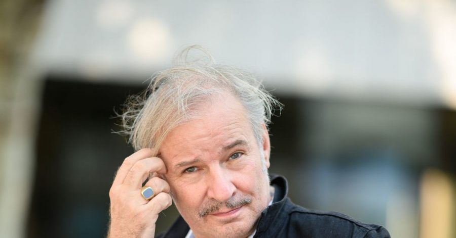 Leander Haußmann hat in der Debatte zur Kontrolle der Macht von Theaterintendanten einige Vorschläge gemacht.