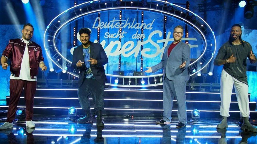 Sie bestreiten das "DSDS"-Finale (v.r.): Karl Jeroboan, Jan-Marten Block, Starian McCoy und Kevin Jenewein. (ili/spot)